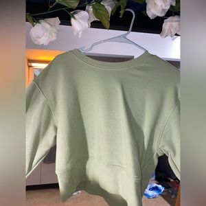 cropped lime green forever 21 crew neck- size m